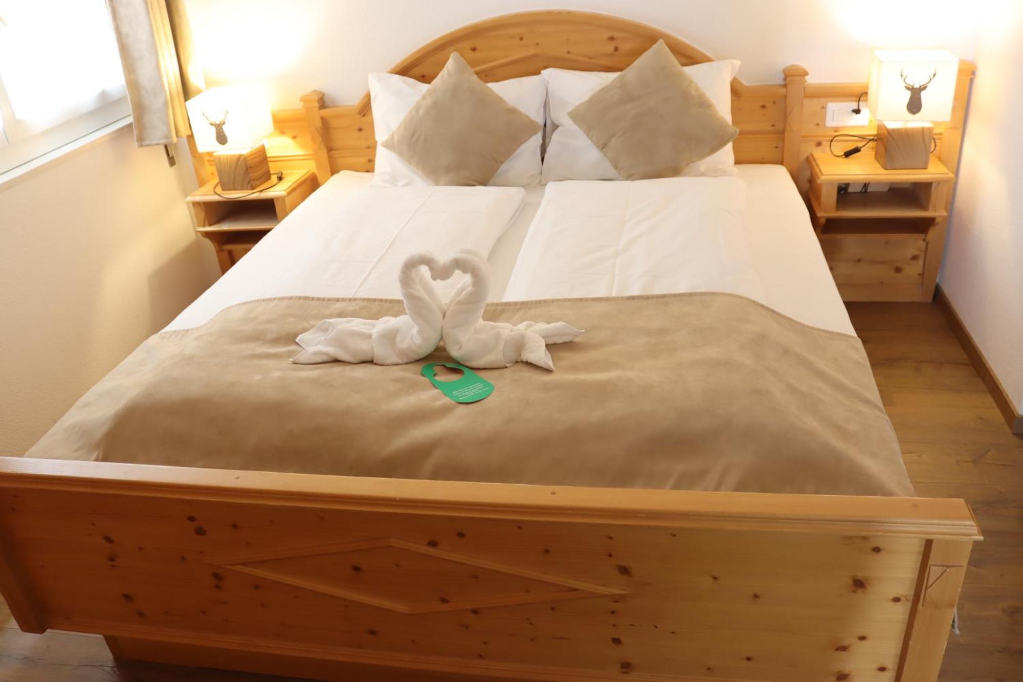 Grichting Hotel & Serviced Apartments Leukerbad Kültér fotó