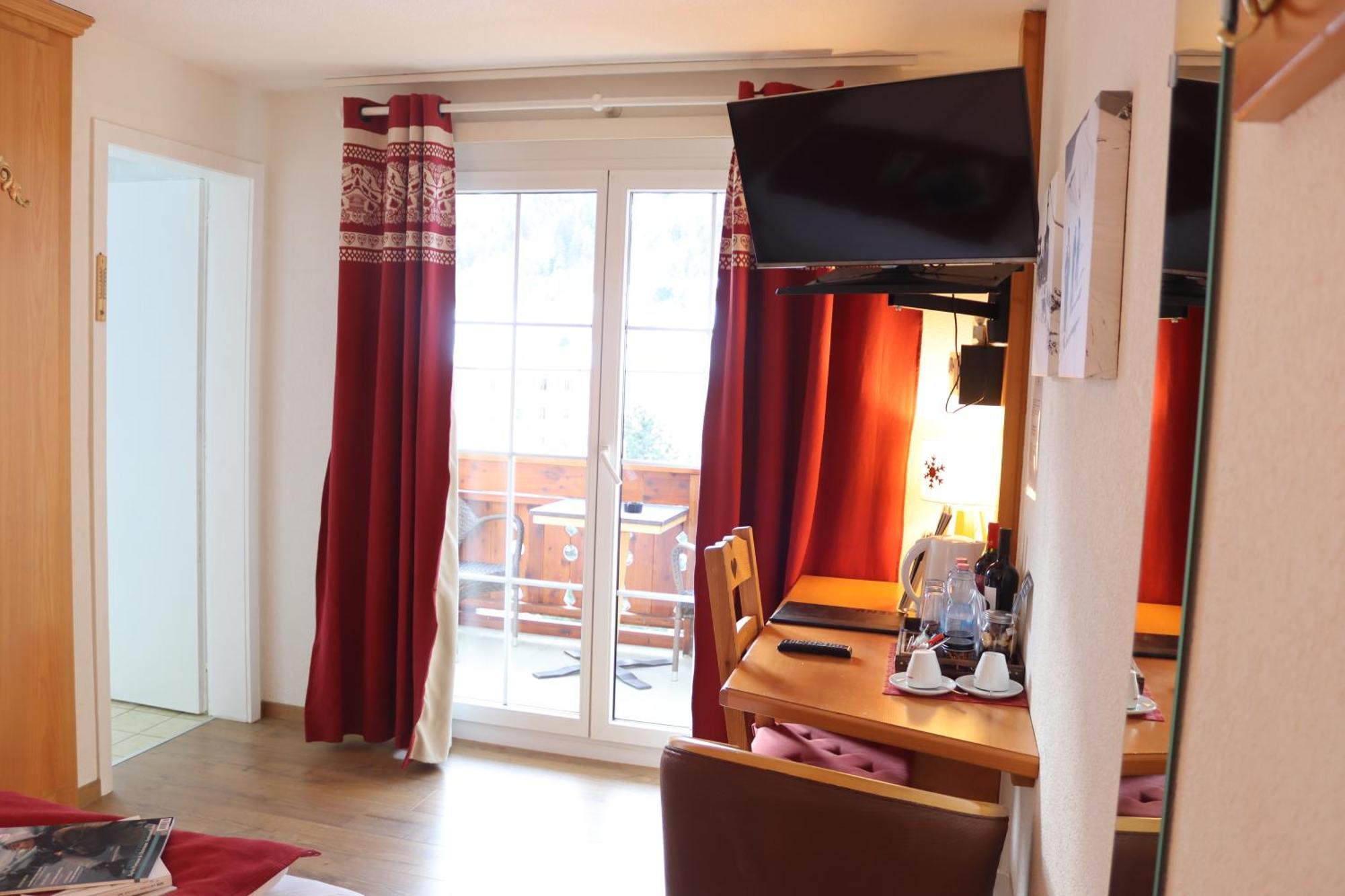 Grichting Hotel & Serviced Apartments Leukerbad Kültér fotó
