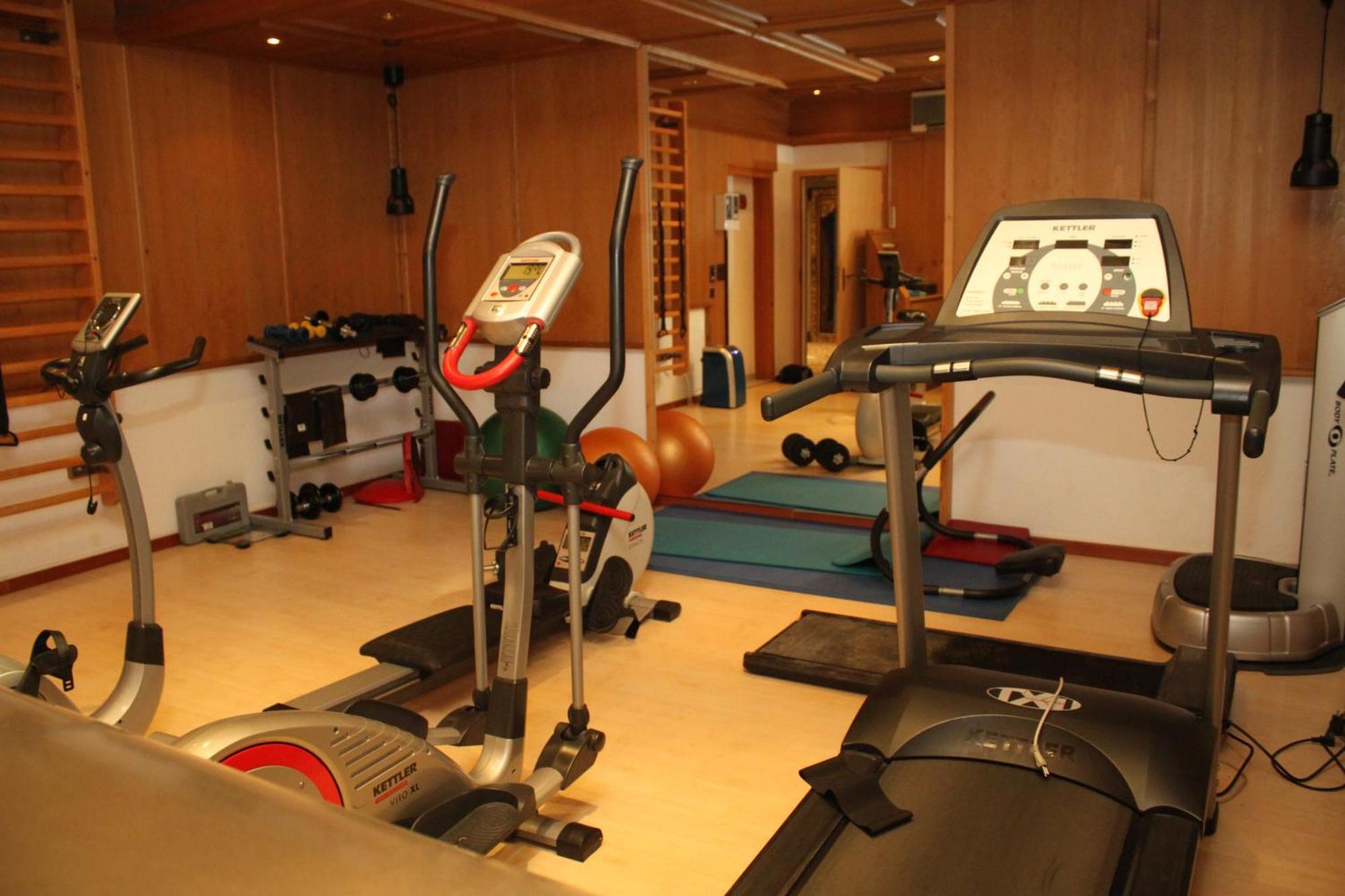 Grichting Hotel & Serviced Apartments Leukerbad Kültér fotó